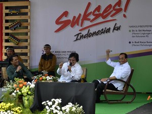 Aksi Menteri Siti dan Menteri Budi Karya Joget Bersama Warga Pemalang