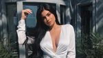 Santer Disebut Hamil, Kylie Jenner Masih Seksi