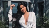 Dari beragam sumber, Kylie yang masih berusia 20 tahun disebut tengah hamil anak dari sang kekasih, Travis Scott. Foto: Instagram/kyliejenner