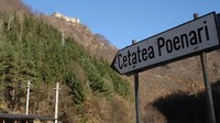Bukan cuma itu saja, kamu juga akan melewati Kastil Drakula, mitos tentang vampir penghisap darah dari Rumania. Hiii... (Draculacastle.com)