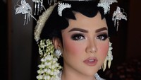 Vicky Shu resmi menikah. (Foto: Instagram)