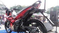 Sedangkan untuk F150 Black Predator yang memiliki fitur USB Charger dan Security Alarm System, harganya menjadi Rp 22.650.000 (OTR Jakarta) yang semulanya Rp 22.450.000. Foto: Ruly Kurniawan