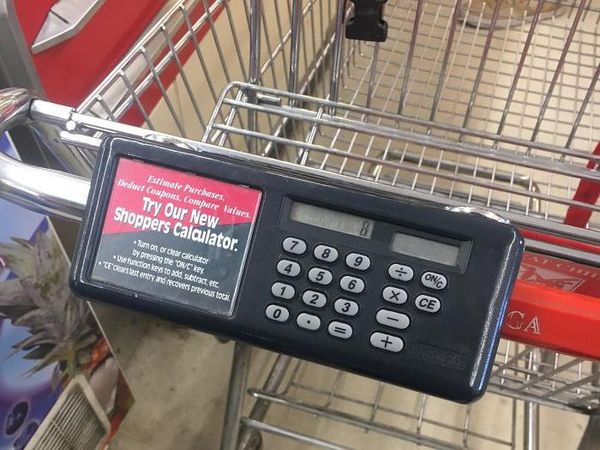 Wuih! Troli Supermarket Makin Canggih dengan Kalkulator hingga Charger HP