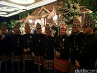 Perjumpaan Semua Tokoh Tanpa Sekat Politik di Hajatan Ketua MPR