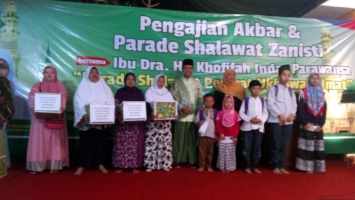 Mensos Khofifah dan Ketum PPP Romy Hadiri Pengajian Akbar di Sleman