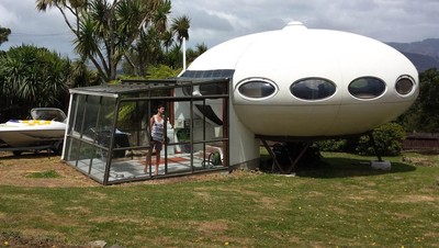 Unik, Ada Rumah Berbentuk UFO di Selandia Baru