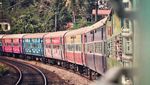 Potret Penumpang Kereta di India