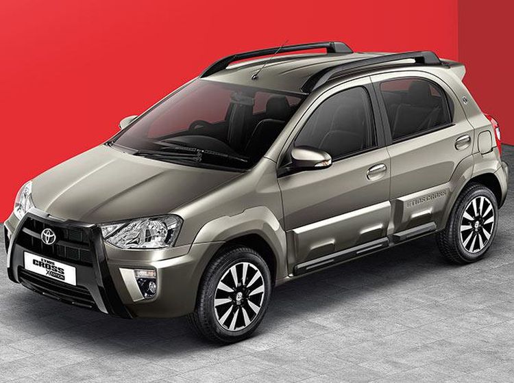 Toyota Punya Etios Bergaya SUV, Minat?