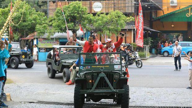 Tiba di Solo, Tim ASEAN Para Games Langsung Diarak