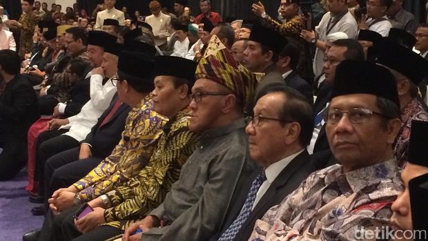 Pernikahan putra Zulkifli Hasan