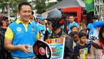 Karnaval Pelajar Kostum Unik Ramaikan HUT Polantas Cianjur