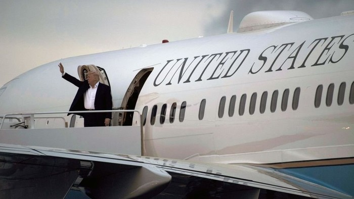 Pesawat Kepresidenan Air Force One ala Donald Trump
