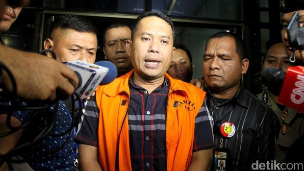 Like Cilegon Like Kukar! Bupati Rita Ikut Jejak Ayah Terjerat KPK
