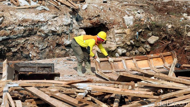 Deretan Infrastruktur Ambruk di 4 Tahun Jokowi-JK