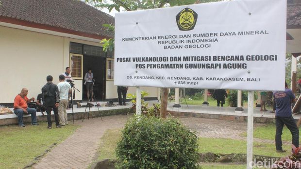 Pos Pengamatan Gunung Agung, Rendang, Karangasem, Bali.