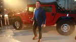 Arnold Schwarzenegger Kenalkan Hummer H1 Listrik