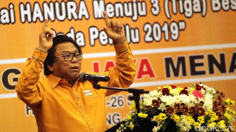 OSO Sebut Siapa Pun yang Maju di Pilkada Boleh Menyumbang OSO Sebut Siapa Pun yang Maju di Pilkada Boleh Menyumbang