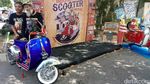 Puluhan Vespa Pamer Kecantikan di Yogyakarta