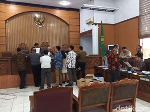 Novanto akan Hadirkan 4 Ahli di Sidang Praperadilan Besok