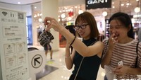 Kabarnya mesin ini lebih mudah dipakai daripada claw machine kebanyakan. Seorang partisipan saja bisa sampai bawa pulang 10 kepiting! Foto: Istimewa