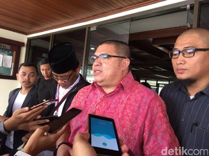 Lyra Virna Tersangka ITE, Razman: Banyak Kejanggalan