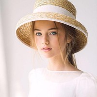 Kristina Pimenova terlahir dari ayah seorang pemain sepakbola Rusiam Ruslan Pimenov dan ibunya, model Glikeriya Shirokova. Kristina sempat tinggal di Prancis saat kecil karena ayahnya bermain sepakbola untuk tim FC Metz. Foto: Dok. Instagram/kristinapimenova2005