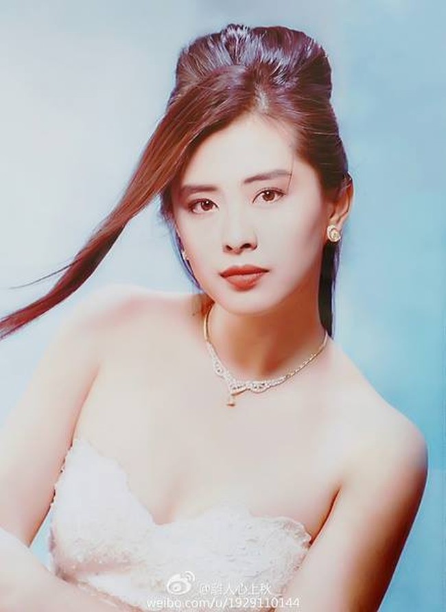 Begini penampilan menawannya ketika aktif sebagai aktris film. Foto: Dok. Weibo