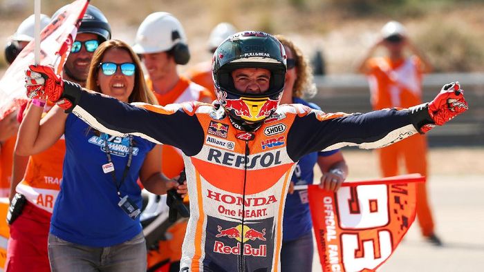 Marc Marquez merayakan kemenangan di Aragon tahun lalu (Foto: Dan Istitene/Getty Images) Marc Marquez merayakan kemenangan di Aragon tahun lalu (Foto: Dan Istitene/Getty Images)