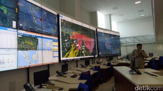 Gunung Agung Status Awas, BNPB: 62.000 Warga Masih di Radius Bahaya