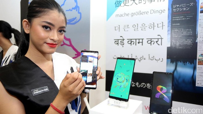 Ponsel Samsung. Foto: detikINET/Ari Saputra Ponsel Samsung. Foto: detikINET/Ari Saputra