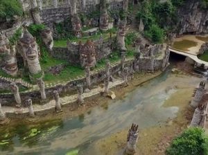 Foto: Kastil yang Dibangun karena Rindu Kampung Halaman