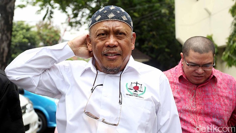 Hasil gambar untuk eggi sudjana