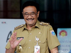 Sibuk Berkemas di Rumah Dinas, Djarot Disambangi Wasekjen PDIP