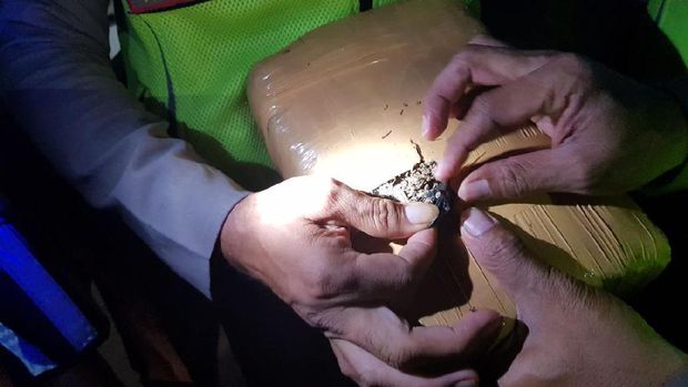Ganja diamankan dari Pikap di Jl Gatot Subroto