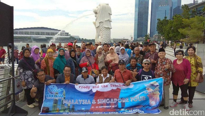 Hebat! Mantan Murid Ajak 65 Guru Piknik Gratis ke Luar Negeri Hebat! Mantan Murid Ajak 65 Guru Piknik Gratis ke Luar Negeri