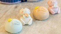 Lucunya mooncake ini sayang untuk dimakan. Mooncake berbentuk kelinci ini merupakan jenis snow skin yang lembut dan manis. Foto: Istimewa