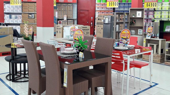 Harga Spesial Koper hingga Meja  Makan di  Transmart Carrefour 