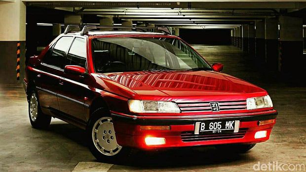  Mobil  mobil  Prancis Lawas  dan Baru Siap Adu Cantik di Kemang