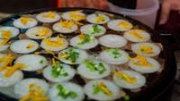Dessert yang satu ini sangat lezat dan tidak kalah menarik. Dimasak dengan panggangan panas yang sempurna dan biasanya disajikan dengan topping jagung, daun bawang atau disajikan tanpa topping. Foto: Istimewa