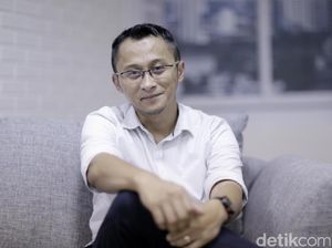 Adhitya Mulya Segera Terbitkan Sekuel Buku Bajak Laut