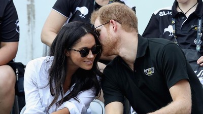 Foto: Momen Mesra Pangeran Harry dan Meghan Markle Sebagai Pasangan