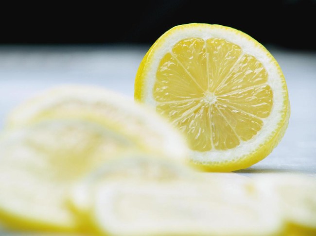 Memang Asam, Tapi Lemon Punya Sederet Manfaat Bagi Tubuh Lho! (2)