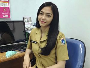 Cantik Banget! Bakal Rajin ke Puskesmas kalau Dokternya Seperti Ini