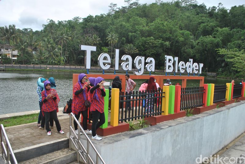 Salah satu obyek wisata air Telaga Bleder di Kecamatan Grabag Kabupaten Magelang