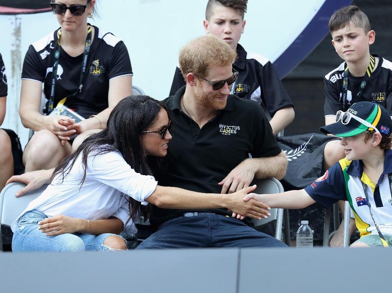 Pangeran Harry dan Meghan Markle Segera Umumkan Pertunangan Pangeran Harry dan Meghan Markle Segera Umumkan Pertunangan