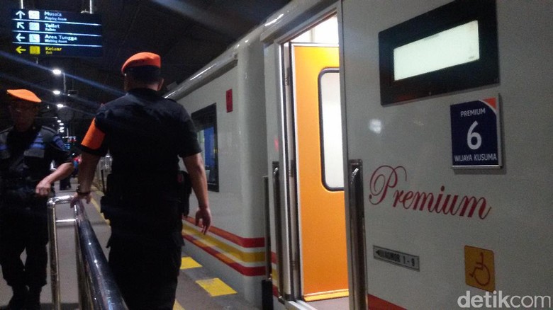 PT KAI Luncurkan KA Wijayakusuma Relasi Cilacap-Yogyakarta PT KAI Luncurkan KA Wijayakusuma Relasi Cilacap-Yogyakarta