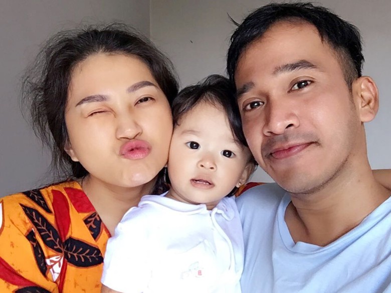 Sarwendah Dihina karena Selfie dengan iPhone X, Ruben Onsu Geram Sarwendah Dihina karena Selfie dengan iPhone X, Ruben Onsu Geram
