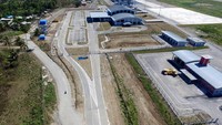 Pembangunan Bandara Suai ini merupakan pengembangan kembali bandara sebelumnya yang sudah pernah dibangun. Lokasi bandara terdapat di daerah selatan negara Timor Leste, tepatnya berada pada distrik Covalima. (Waskita Karya).
