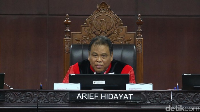 Ketua MK, Arief Hidayat