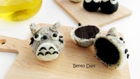 Karakter asli Totoro saja menggemaskan, apalagi jika dibentuk menjadi mooncake. Mooncake ini pasti akan membuat tertarik siapa saja yang melihatnya. Foto: Istimewa